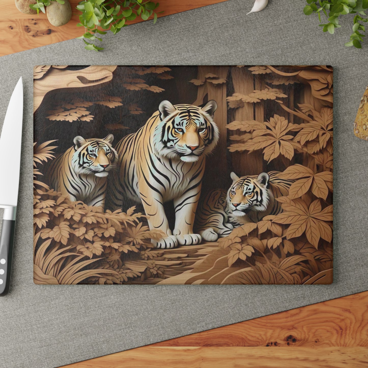 Wildlife Glass Cutting Board - Perfect for Nature Lovers, Kitchen Decor, Great Gift for Wildlife Enthusiasts, Animal Lovers, Home Chefs